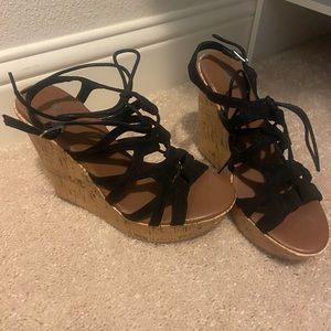 Strappy black wedges